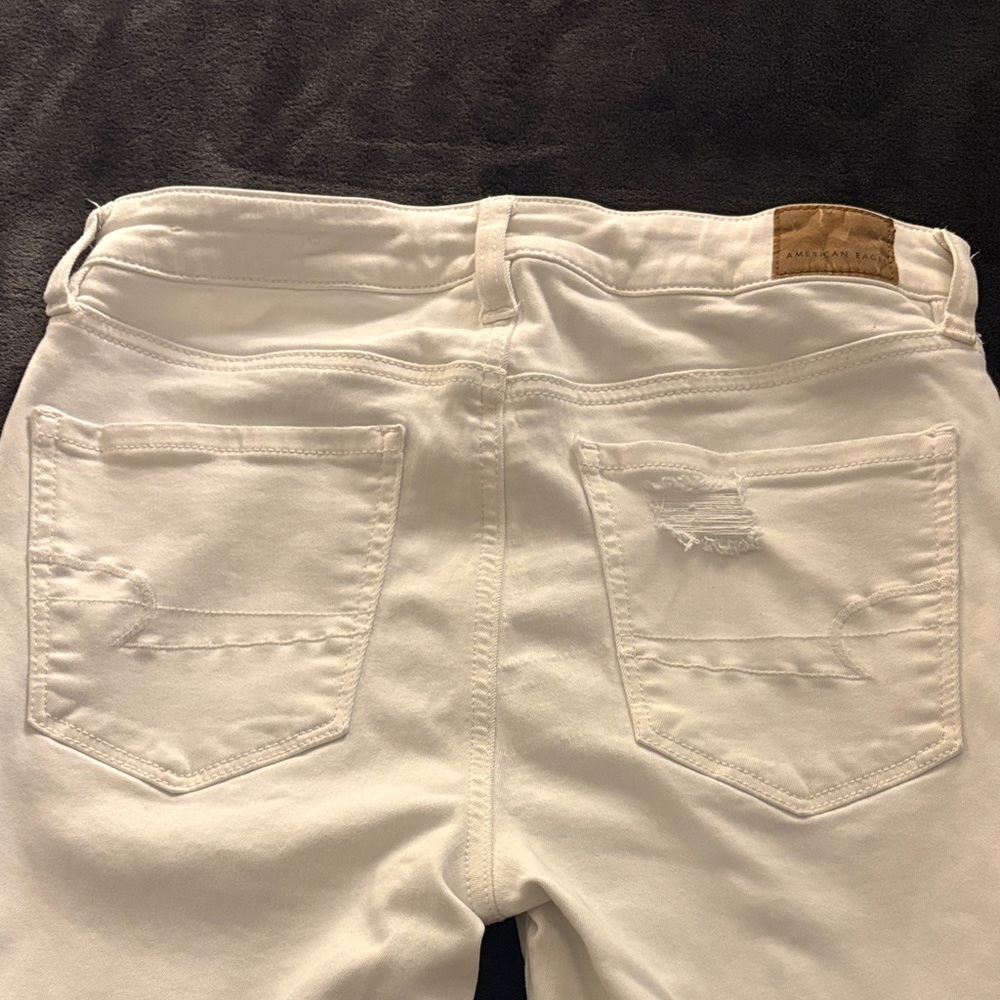 American Eagle Outfitters White Distressed Skinny Jeans SZ 8 - Picture 3 of 11